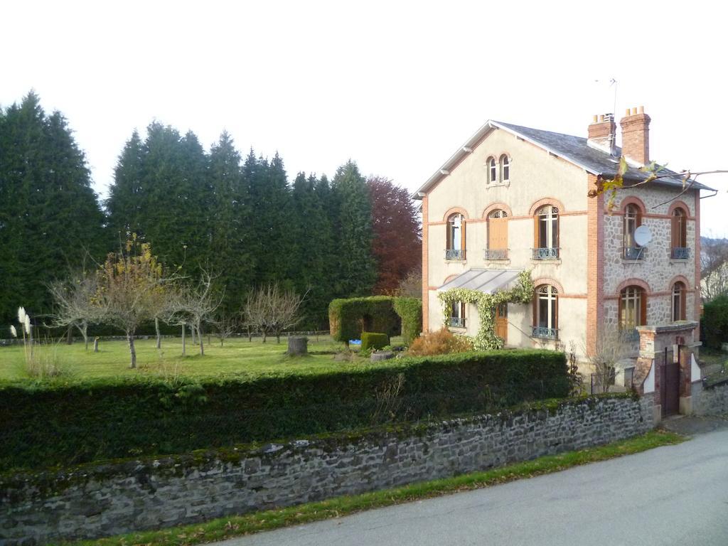 La Maison Du Marchand Peyrat-le-Château Exterior foto