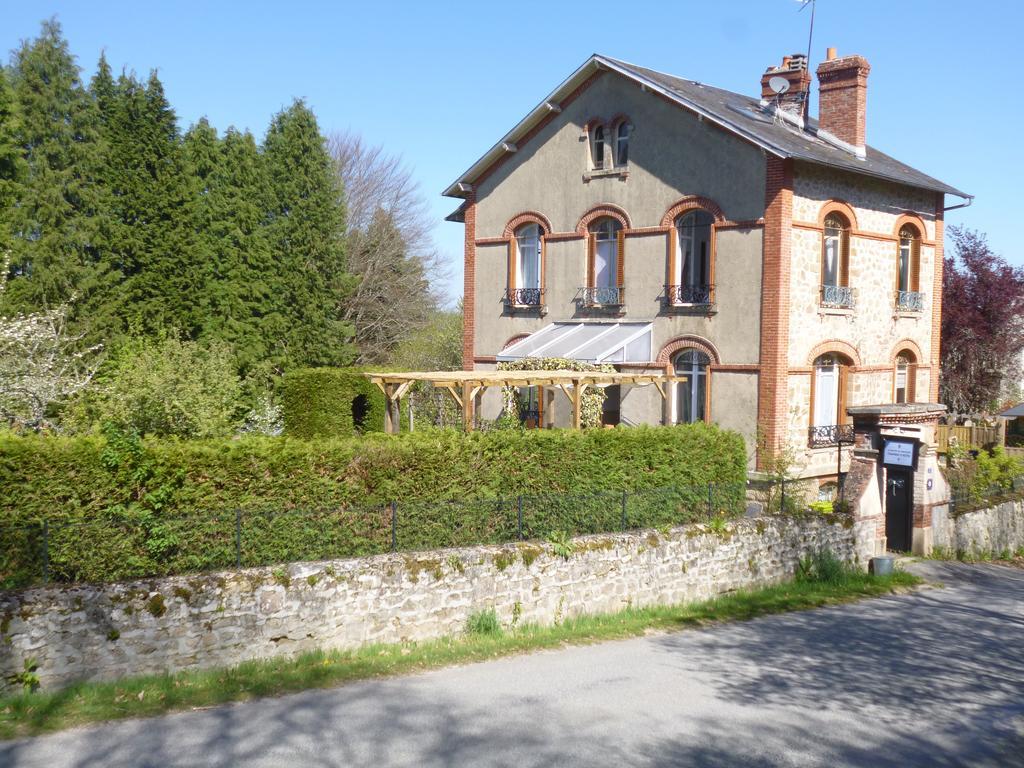 La Maison Du Marchand Peyrat-le-Château Exterior foto